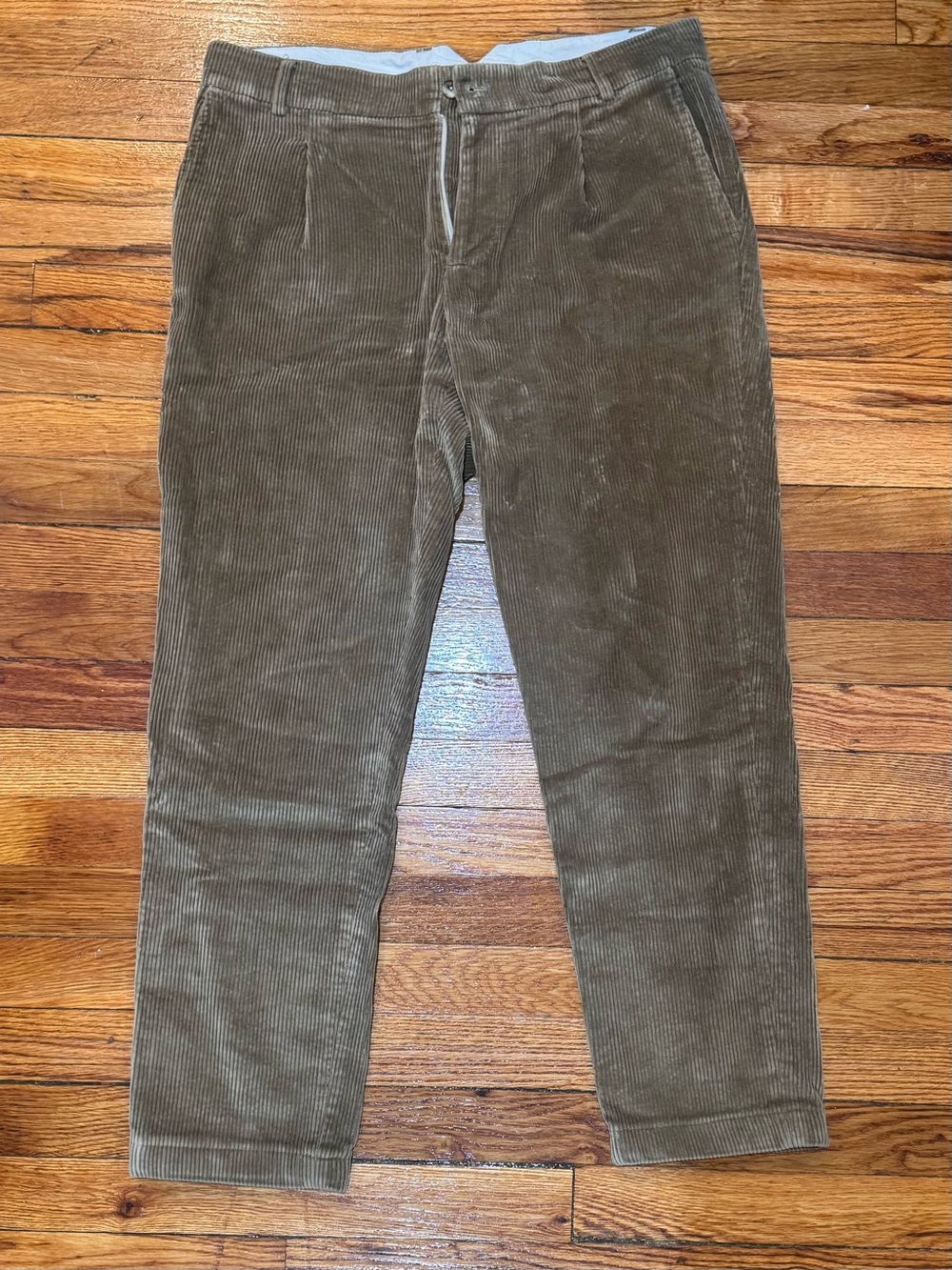 De Bonne Facture One Pleat Trousers in Taupe Wide Wale Cotton Corduroy EU 50